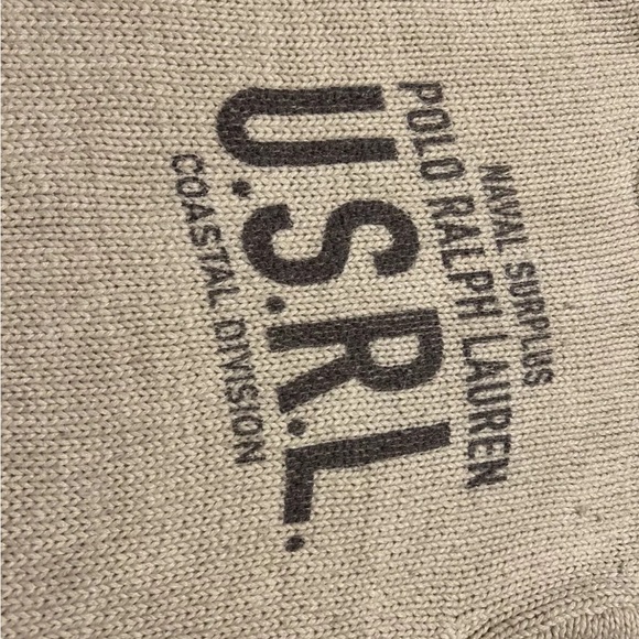 Sweater - Picture 2 of 6